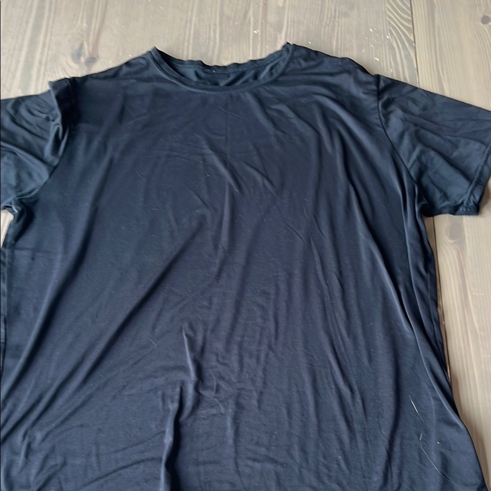 Classic Black Men's T-Shirt